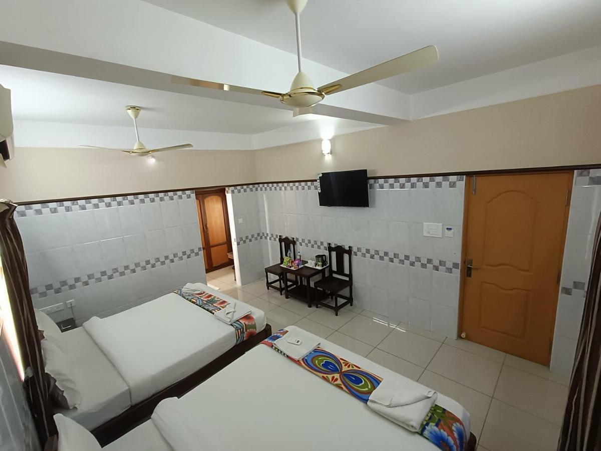 Hotel Arunachala Puducherry Zewnętrze zdjęcie