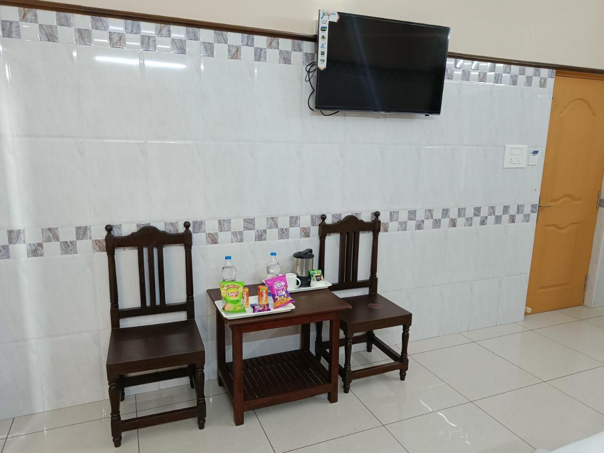 Hotel Arunachala Puducherry Zewnętrze zdjęcie