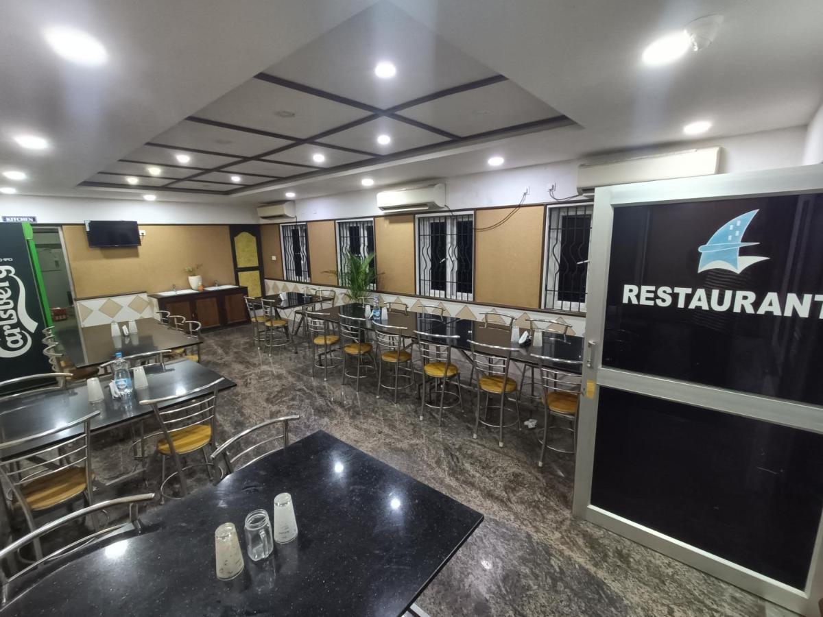 Hotel Arunachala Puducherry Zewnętrze zdjęcie