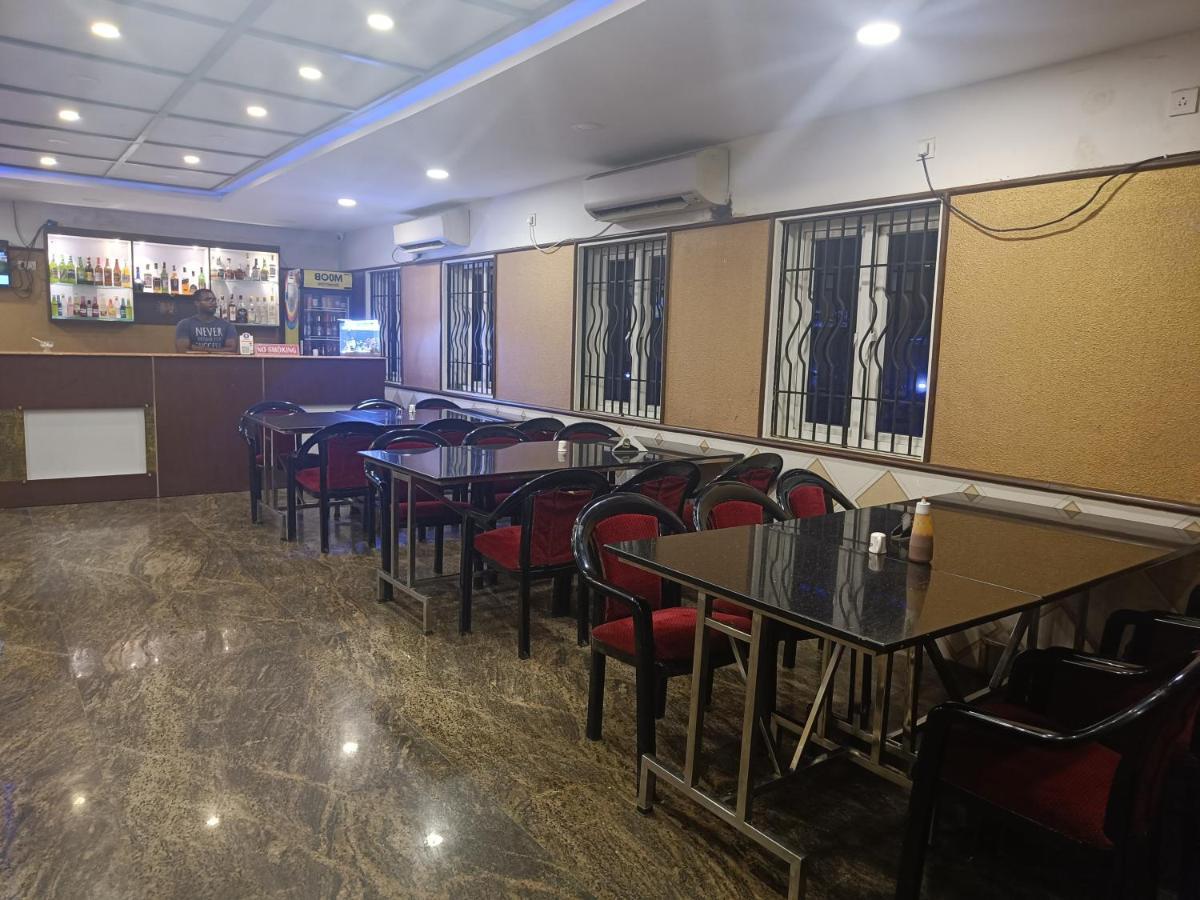 Hotel Arunachala Puducherry Zewnętrze zdjęcie