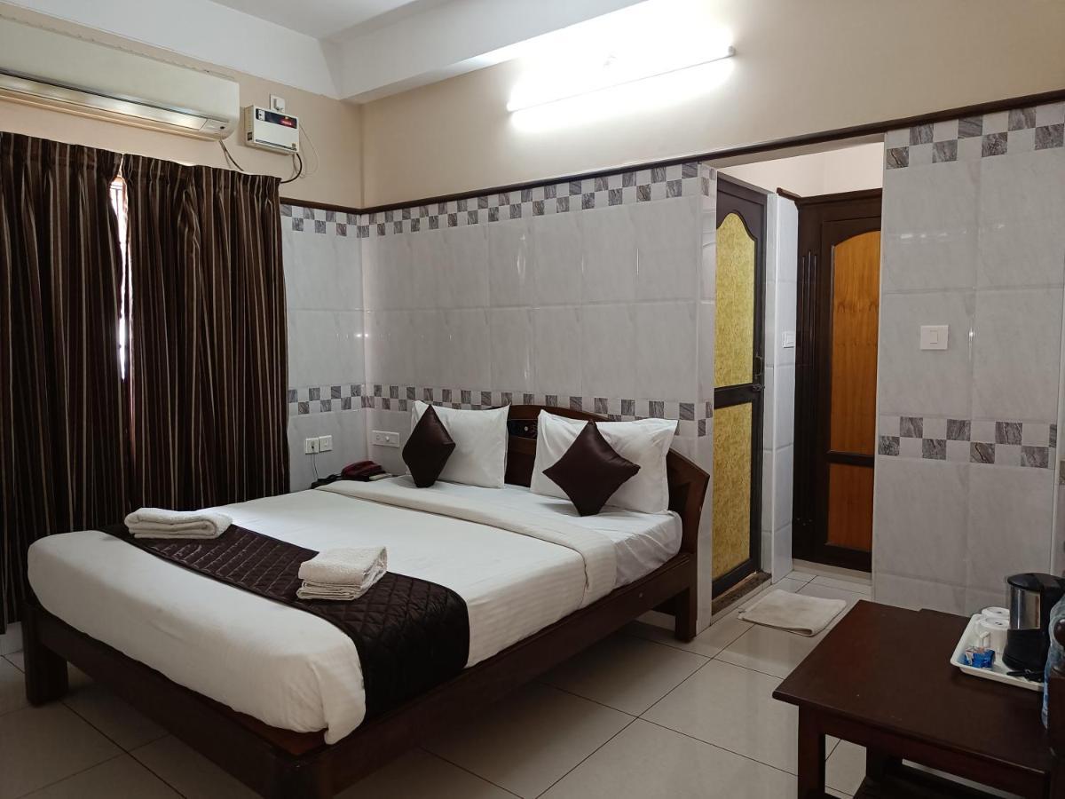 Hotel Arunachala Puducherry Zewnętrze zdjęcie